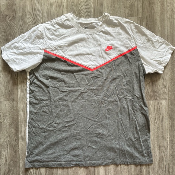 100% Cotton grey and white mens Nike T-shirt - Picture 1 of 8